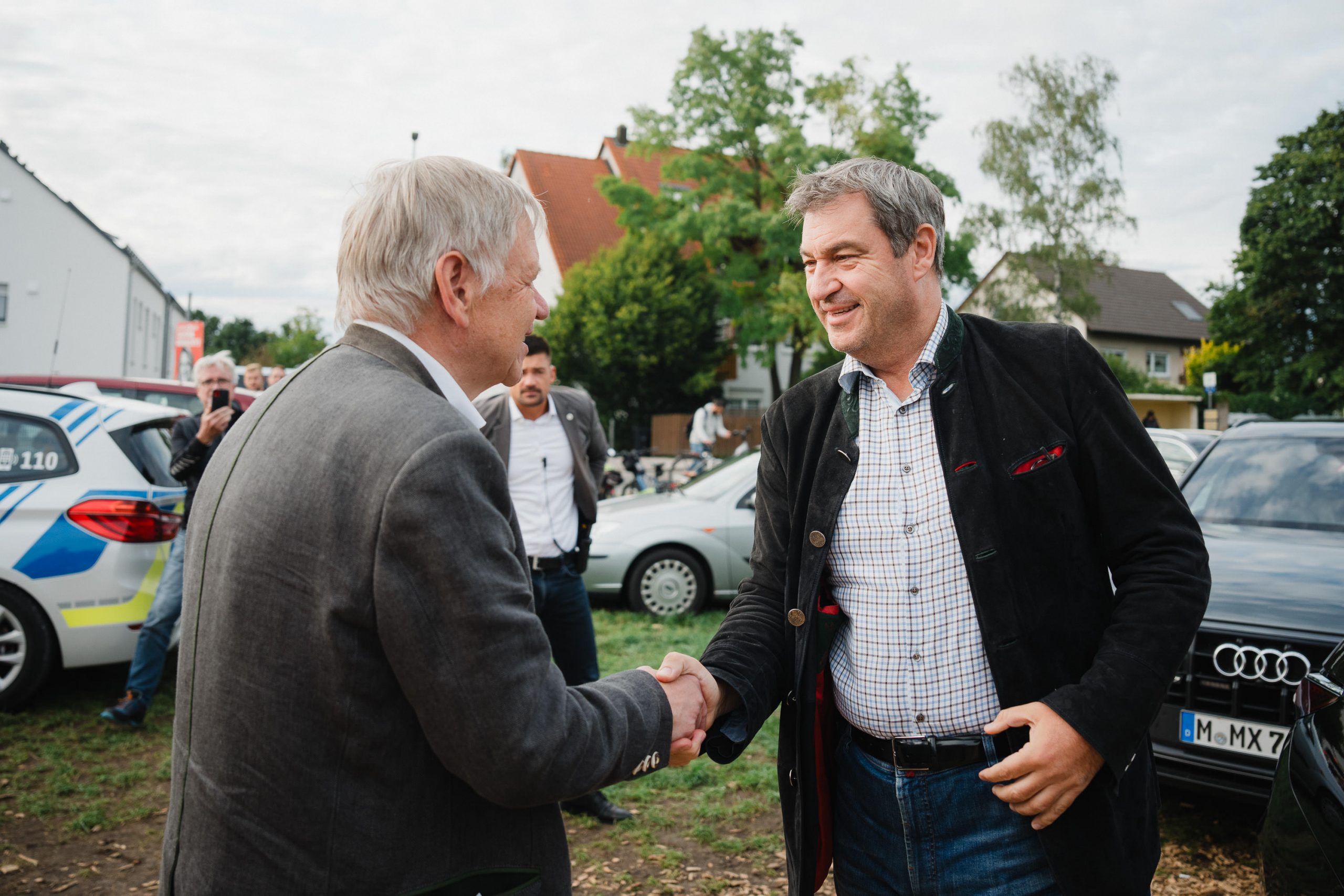 Karl Freller begrüßt MP Söder in Limbach